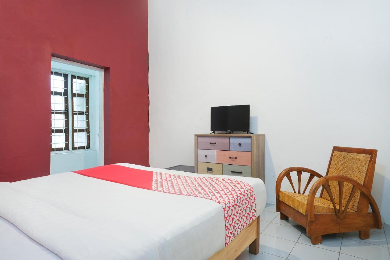 Hotel Oyo 287 Rumah Eyang Near Rsud Kota Jogyakarta Zewnętrze zdjęcie