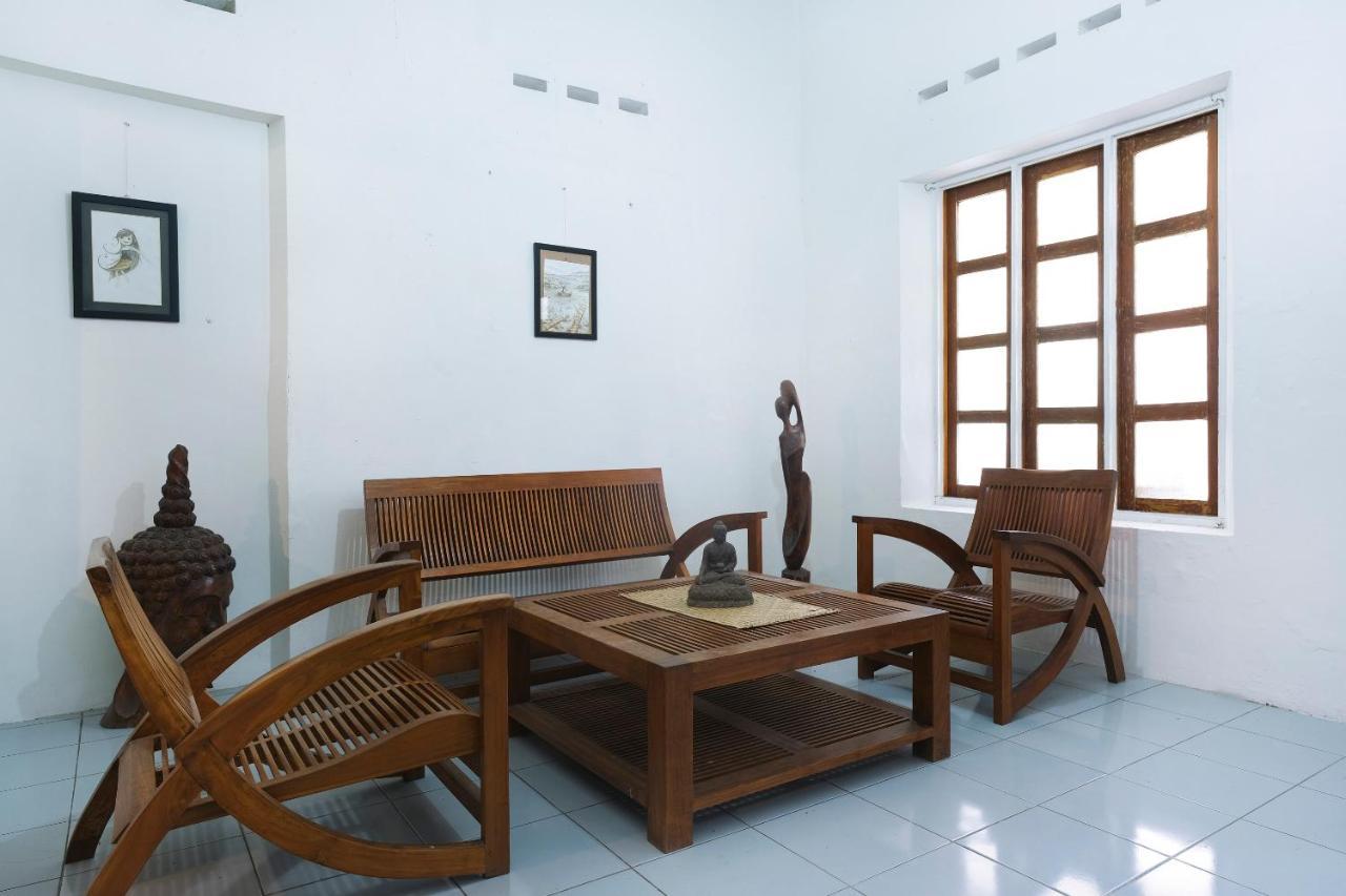 Hotel Oyo 287 Rumah Eyang Near Rsud Kota Jogyakarta Zewnętrze zdjęcie
