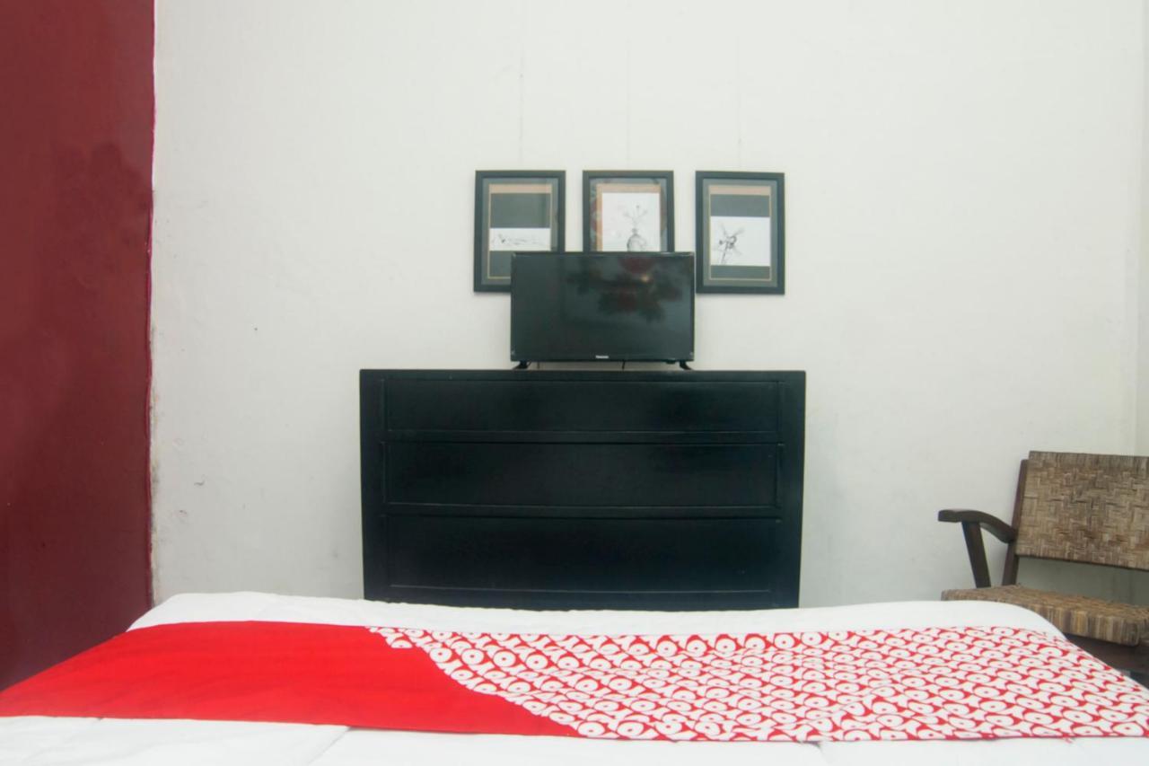 Hotel Oyo 287 Rumah Eyang Near Rsud Kota Jogyakarta Zewnętrze zdjęcie