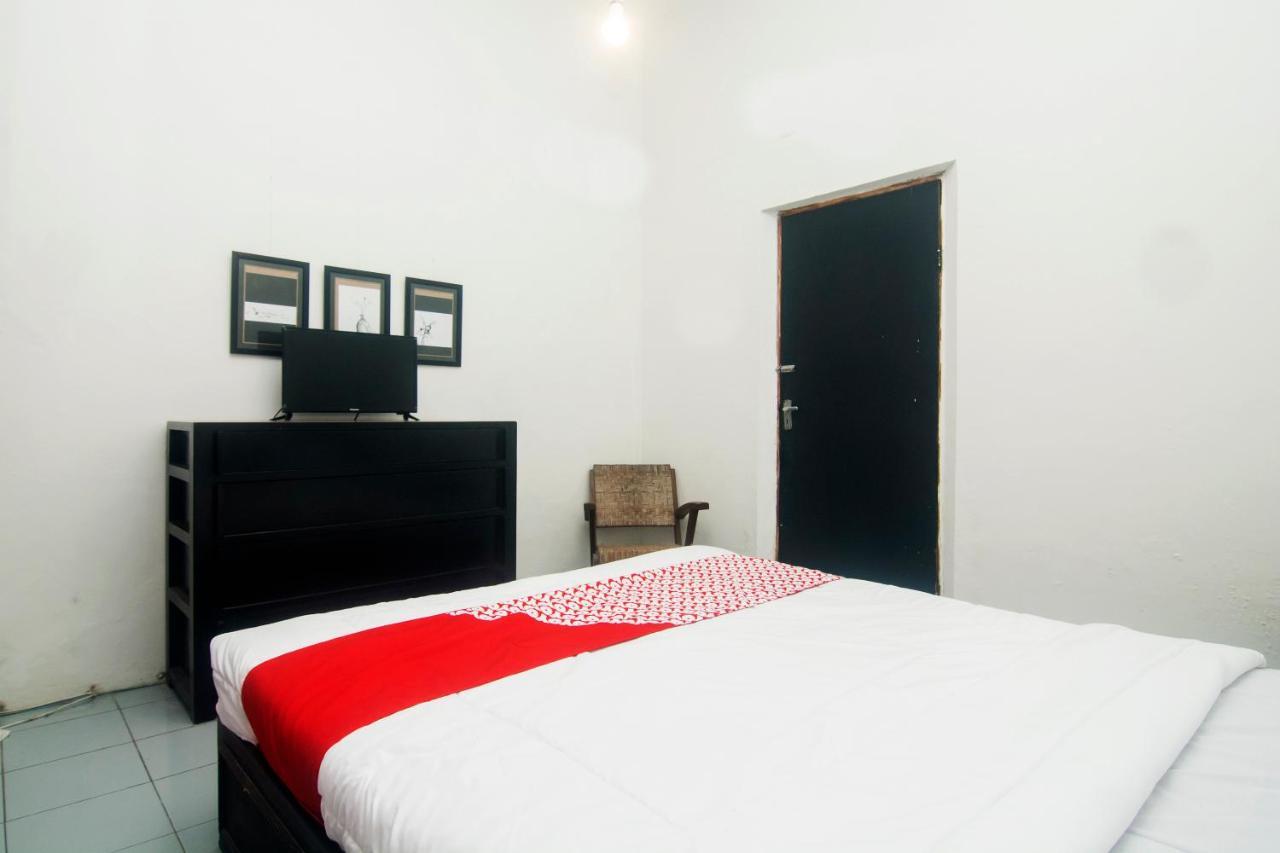 Hotel Oyo 287 Rumah Eyang Near Rsud Kota Jogyakarta Zewnętrze zdjęcie
